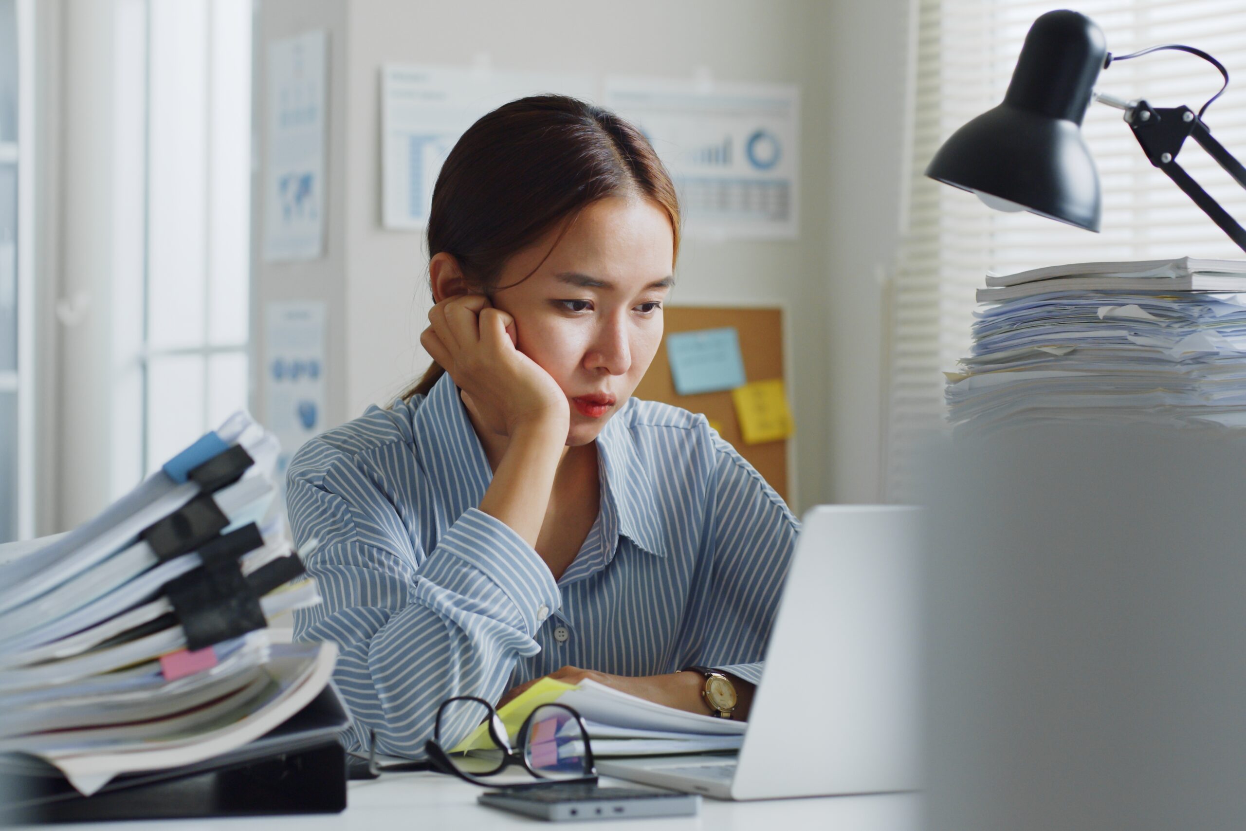 Employer Responsibilities: Ensuring Compliance with Form I-9