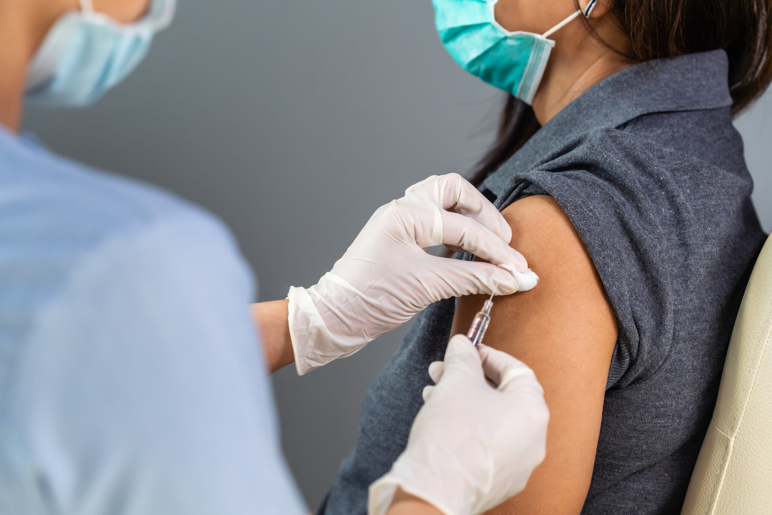 Vaccination Mandates, Manufacturing Labor, and Market Research: Biden’s New COVID Action Plan