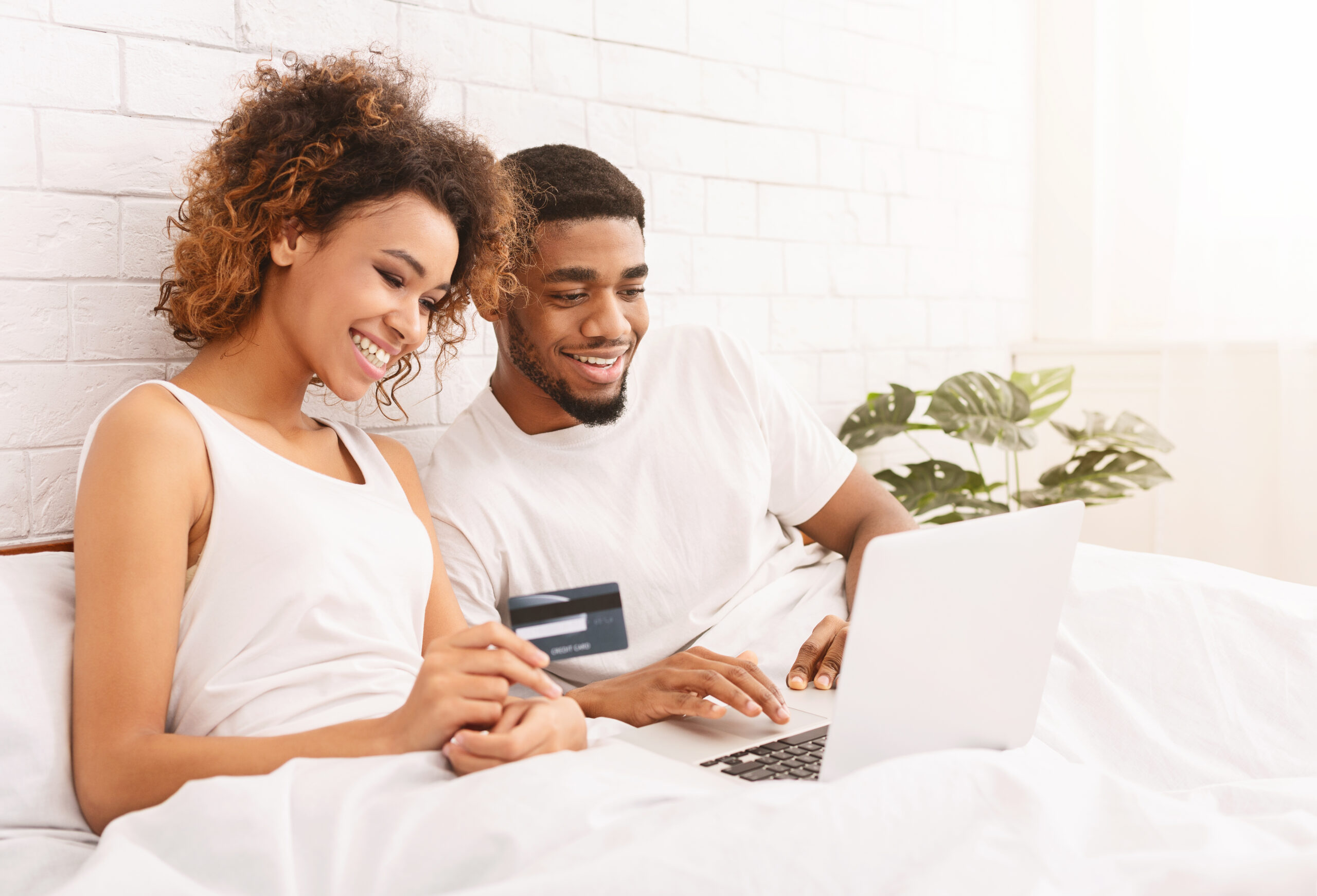 How Can Cyber Monday Sales be Down but Holiday Spending Up? Retail Market Research Has the Answer